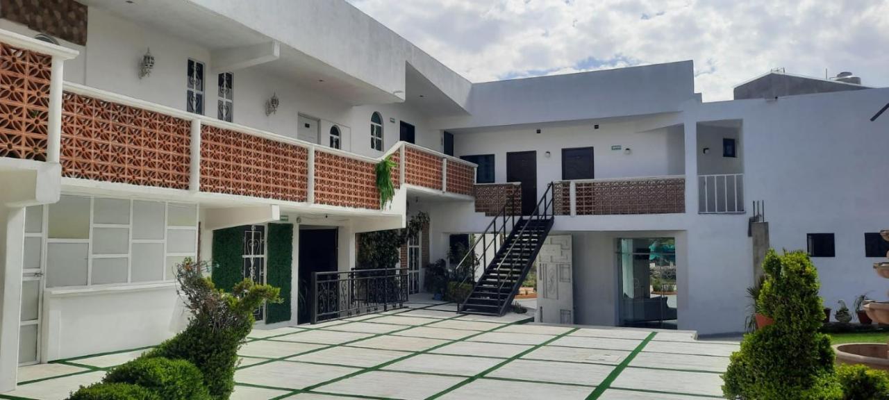 Hotel Tonall'Inn San Juan Teotihuacán エクステリア 写真
